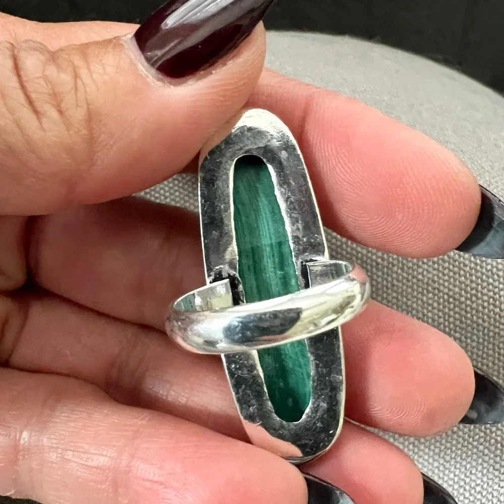925 Long Elegant Malachite Ring 7.5 - Picture 11 of 13